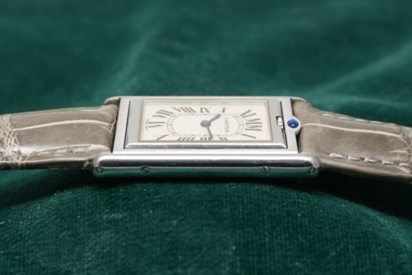 カルティエ TANK BASCULANTE MILLENNIUM EDITION REF. W1014458 WITH ORIGINAL BOX & GUARANTEE（40／1999年)の詳細写真4枚目
