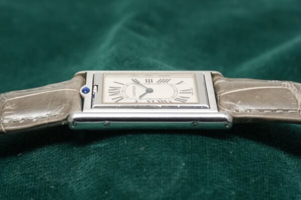 カルティエ TANK BASCULANTE MILLENNIUM EDITION REF. W1014458 WITH ORIGINAL BOX & GUARANTEE（40／1999年)の詳細写真5枚目