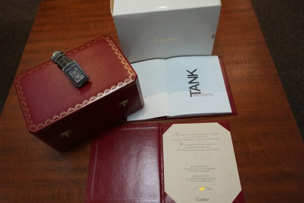 カルティエ TANK BASCULANTE MILLENNIUM EDITION REF. W1014458 WITH ORIGINAL BOX & GUARANTEE（40／1999年)の詳細写真10枚目