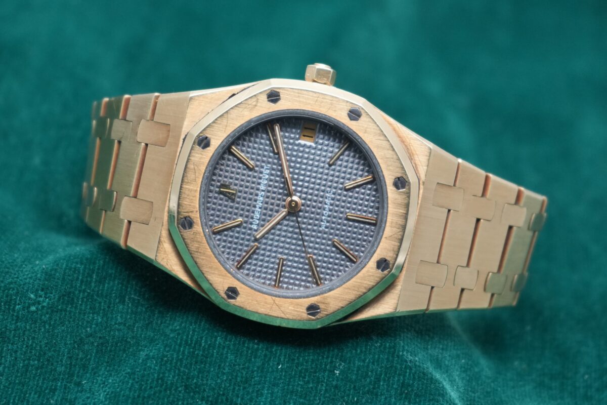 AUDEMARS PIGUET ROYAL OAK 4100BA GREY DIAL（11／1980s)