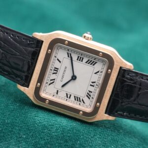 カルティエ SANTOS‑DUMONT EXTRA‑PLAT 18KYG GUILLOCHÉ DIAL 82105 WITH ORIGINAL BOX & GUARANTEE