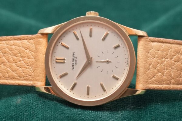 パテック・フィリップ カラトラバ YG  SILVER DIAL 3796J（65／1982年)の詳細写真2枚目