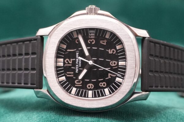 パテック・フィリップ AQUANAUT 5060（72／1998年)の詳細写真2枚目