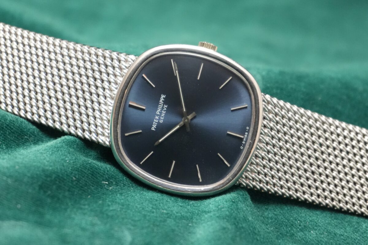 パテック・フィリップ GOLDEN ELLIPSE 3844/1 WG（77／1979年)