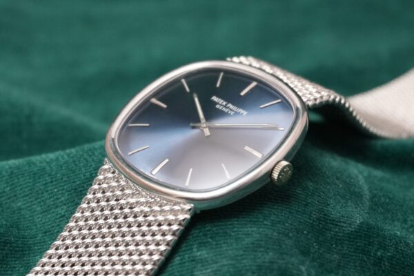 パテック・フィリップ GOLDEN ELLIPSE 3844/1 WG（77／1979年)の詳細写真4枚目
